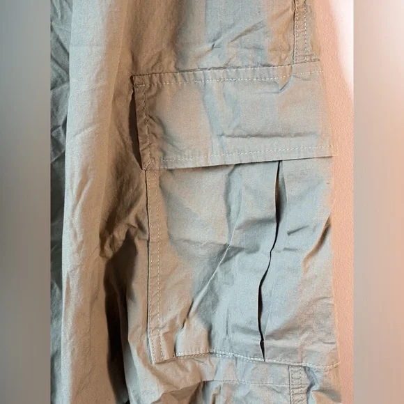 Men's Cargo Pants in Olive Green - Lightweight Utility Style - Picture 6 of 9
